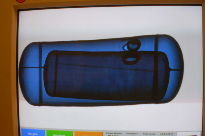 Na zdjęciu prześwietlenie RTG butli LPG