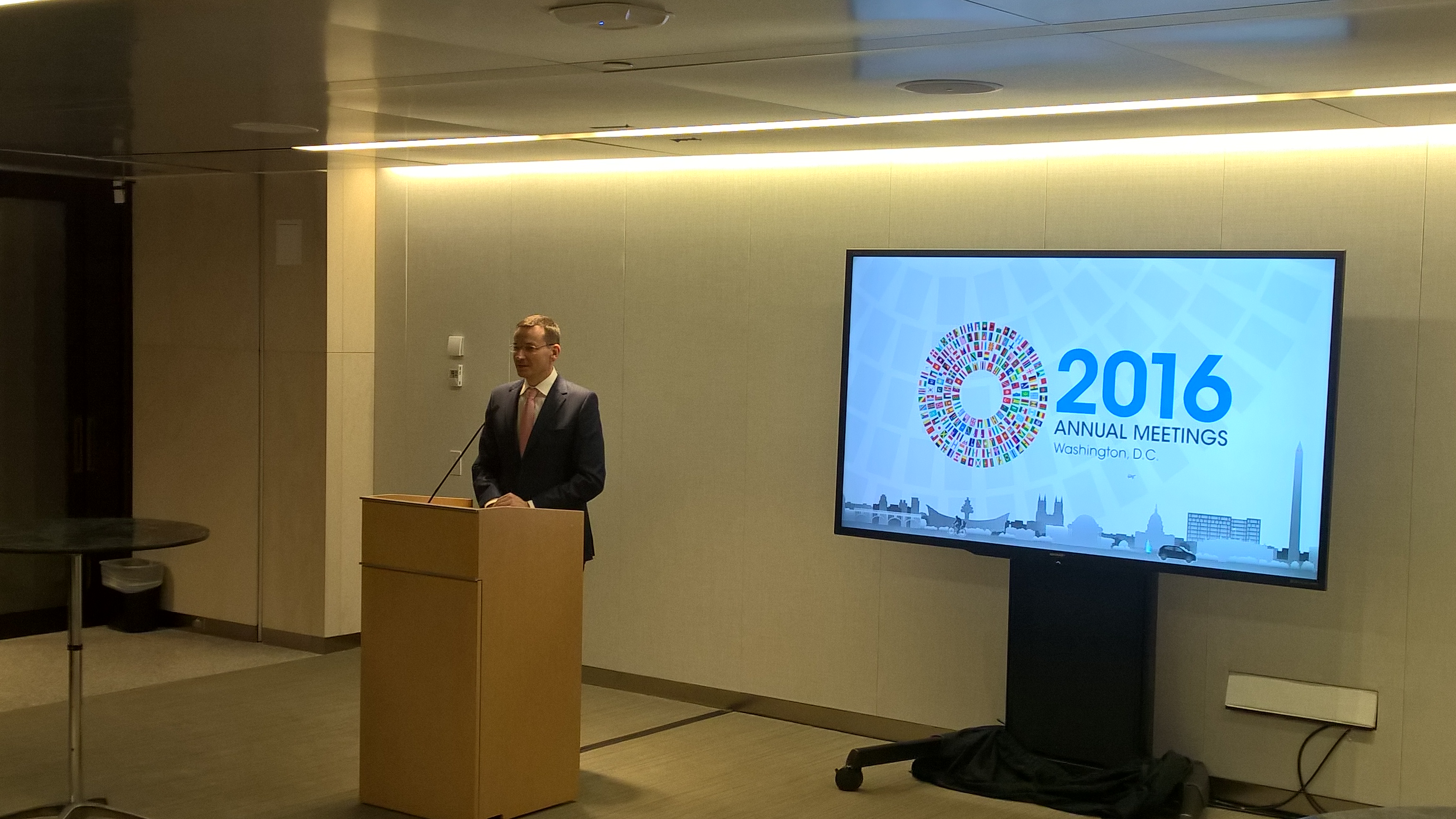 Wicepremier Mateusz Morawiecki na dorocznej sesji MFW i Banku Światowego w Waszyngtonie