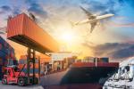 środki transportowe eksportu i importu towarów - samolot, tiry, okręt i kontenery.